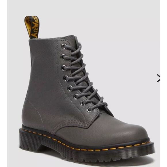 Dr. Marten's Women’s 1460 Pascal Virginia Leather Lace Up Boots in Gunmetal 7